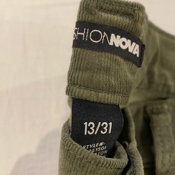 Pants - Picture 3 of 4